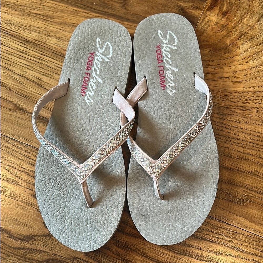 Skechers Women's Rhinestone Sandals - Gray, Pink, and Sparkle